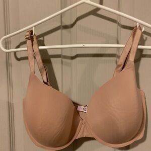 Victoria Secret bra 34DDD/G75